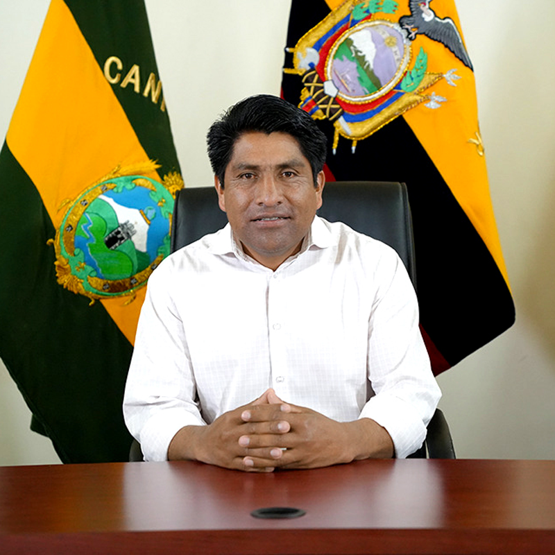 Sr. Luis Cholango